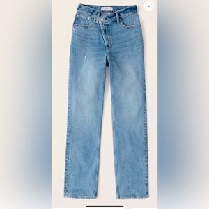 Size 30 Abercrombie 90’s Straight Ultra High Rise Jeans
